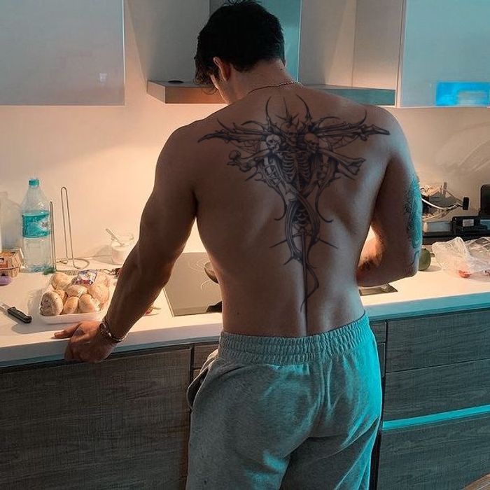 Нуруу бүтэн гавал Усан шивээс