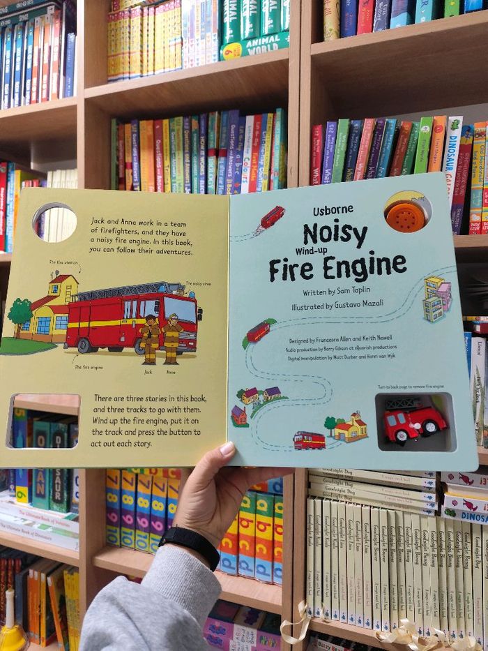 Noisy Wind-up Fire Engine 