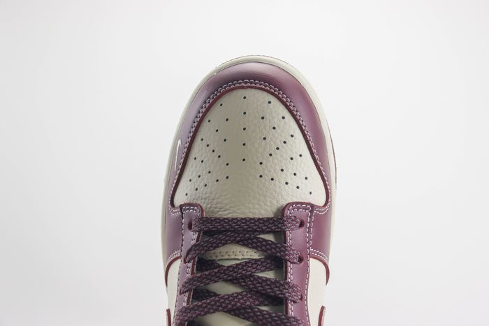 Nike SB Dunk Low x Stussy 134