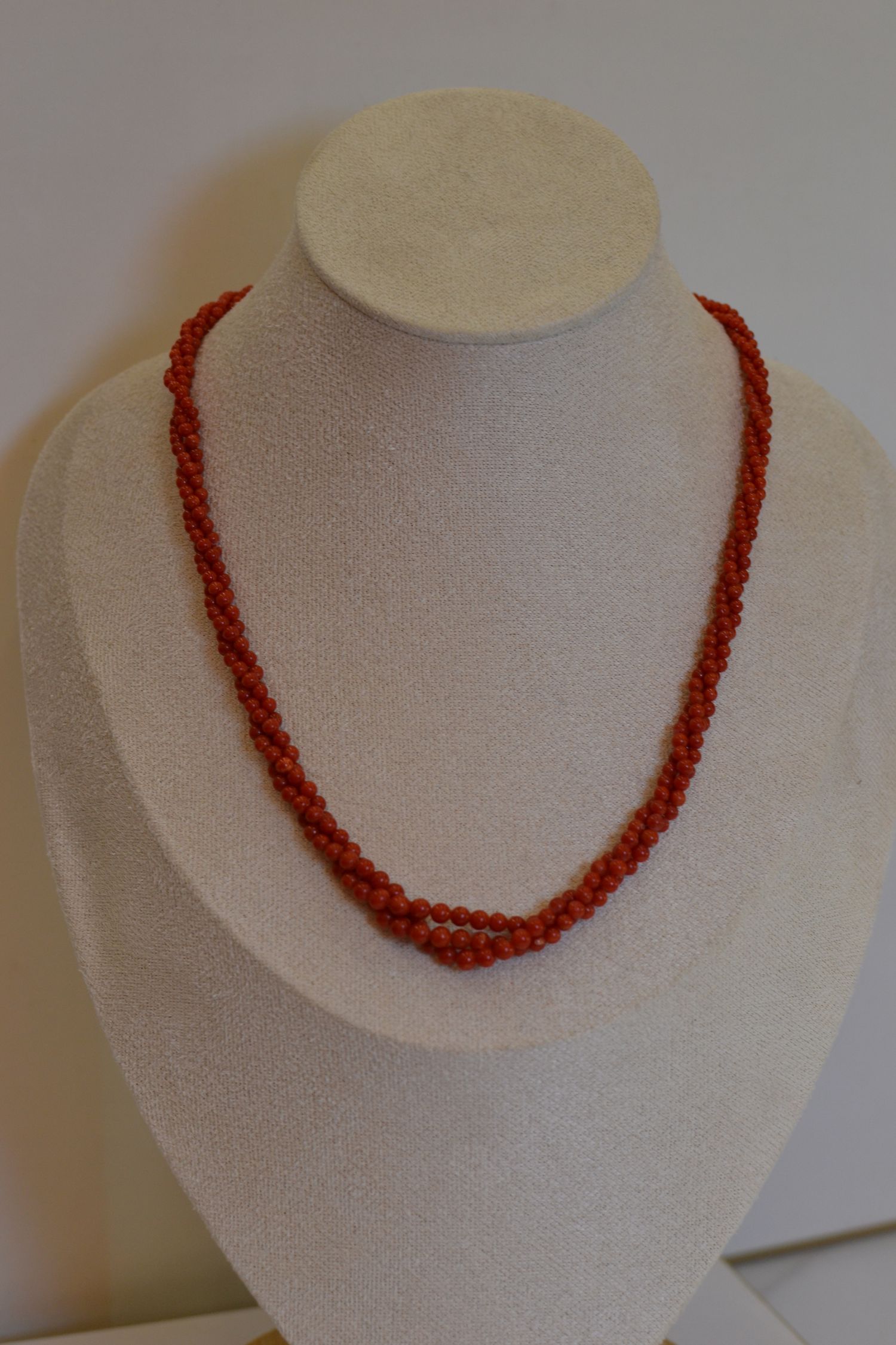 улаан шүрэн зүүлт