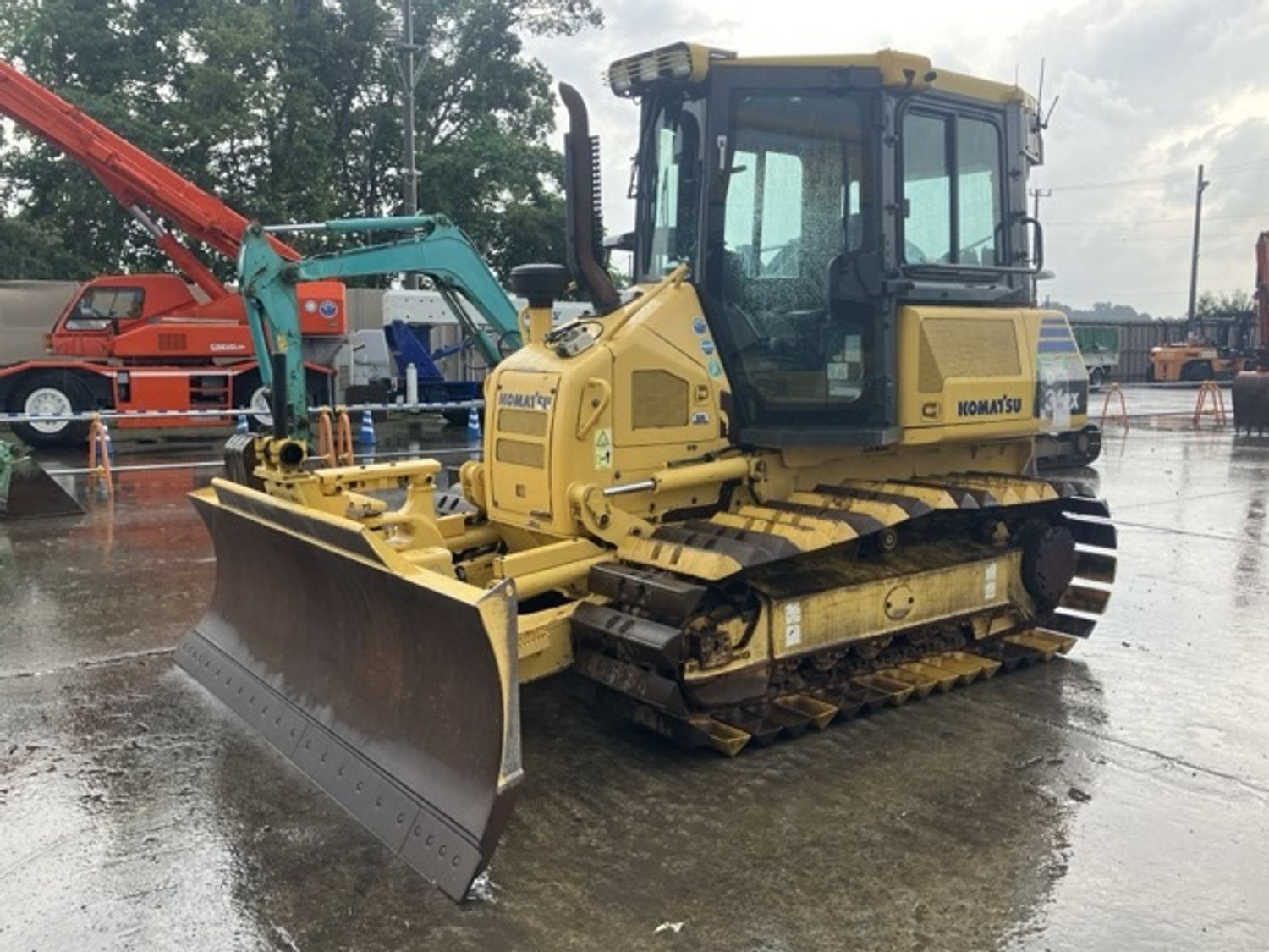 Komatsu Dozer