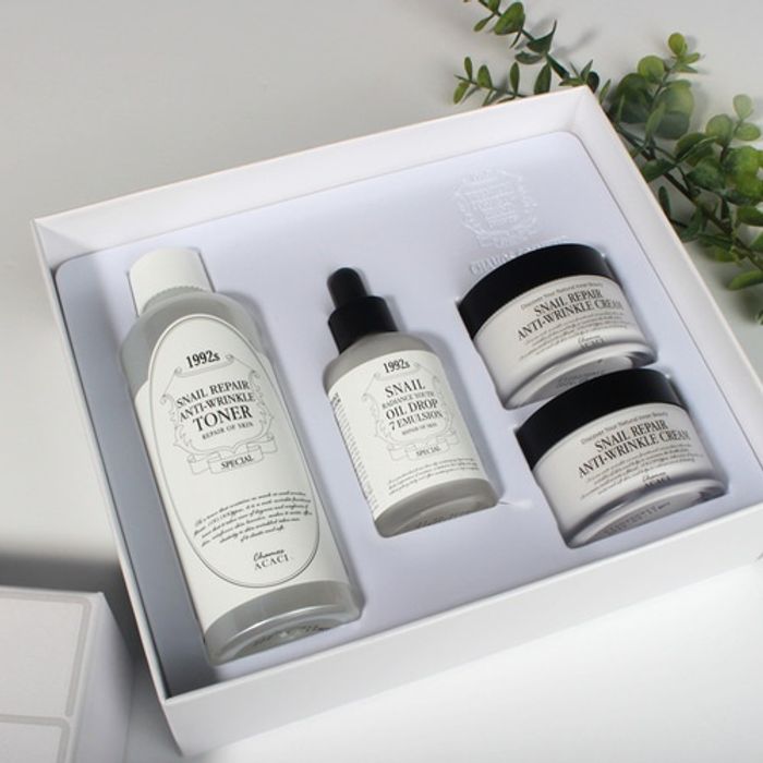 Chamos ACACI Snail Repair Anti Wrinkle Set - Эмгэн Хумстай Үрчлээний Эсрэг Гүн Чийгшүүлэх Залуужуулах Үйлчилгээтэй 4-тэй Сет