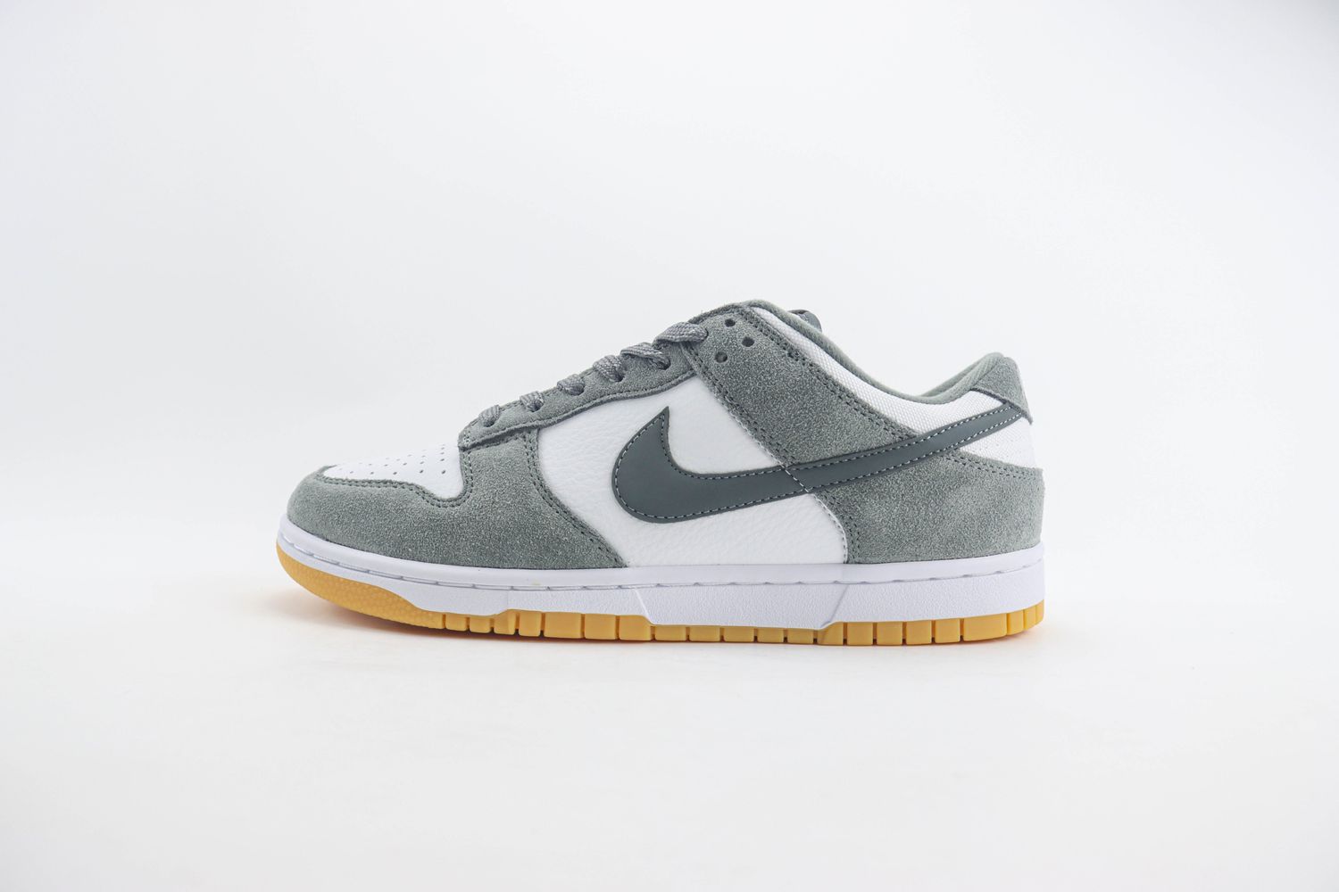 Nike Dunk Low “Smoke Grey” Releases