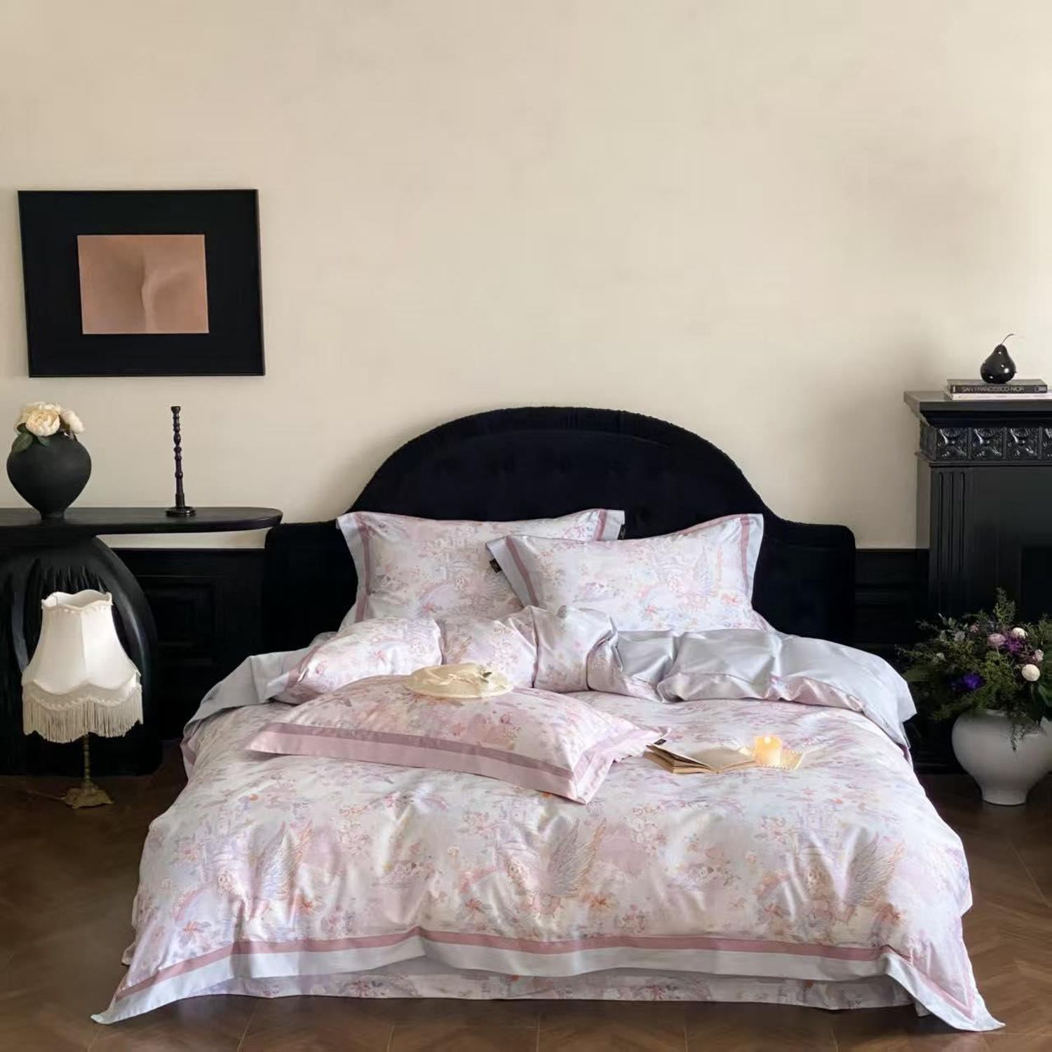 Бэлэгний хайрцагтай тансаг зөөлөн сатин даавуун материалтай 4 хос