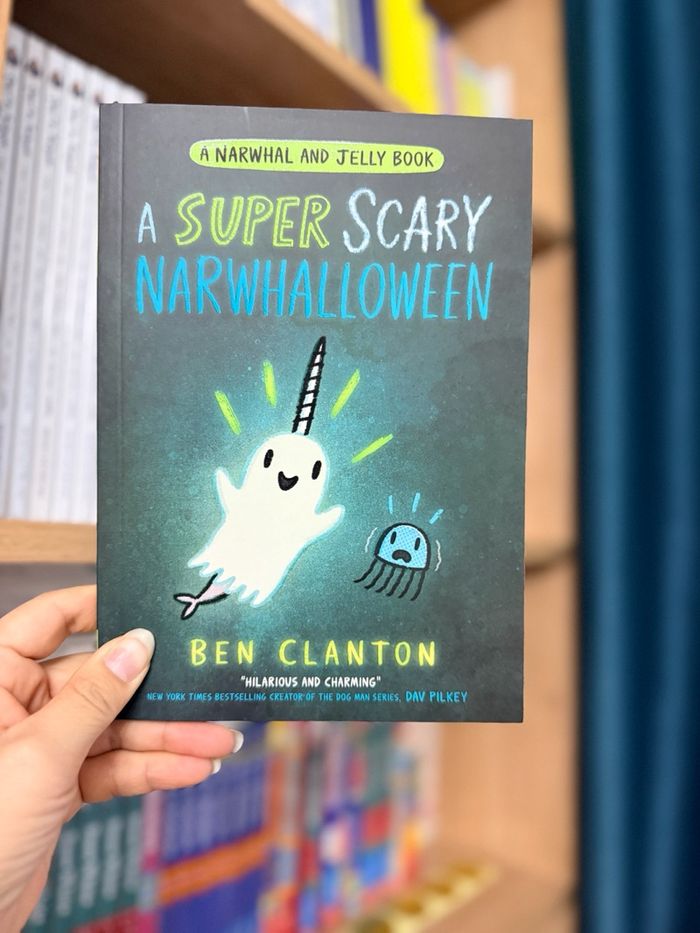 A Super Scary Narwhalloween! Narwhal and Jelly