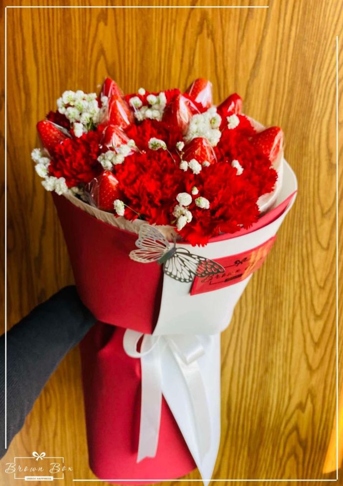 Баширтай гүзээлзгэнэтэй баглаа