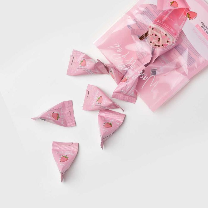 MEDB SRRAWBERRY MILK WASK OFF PACK