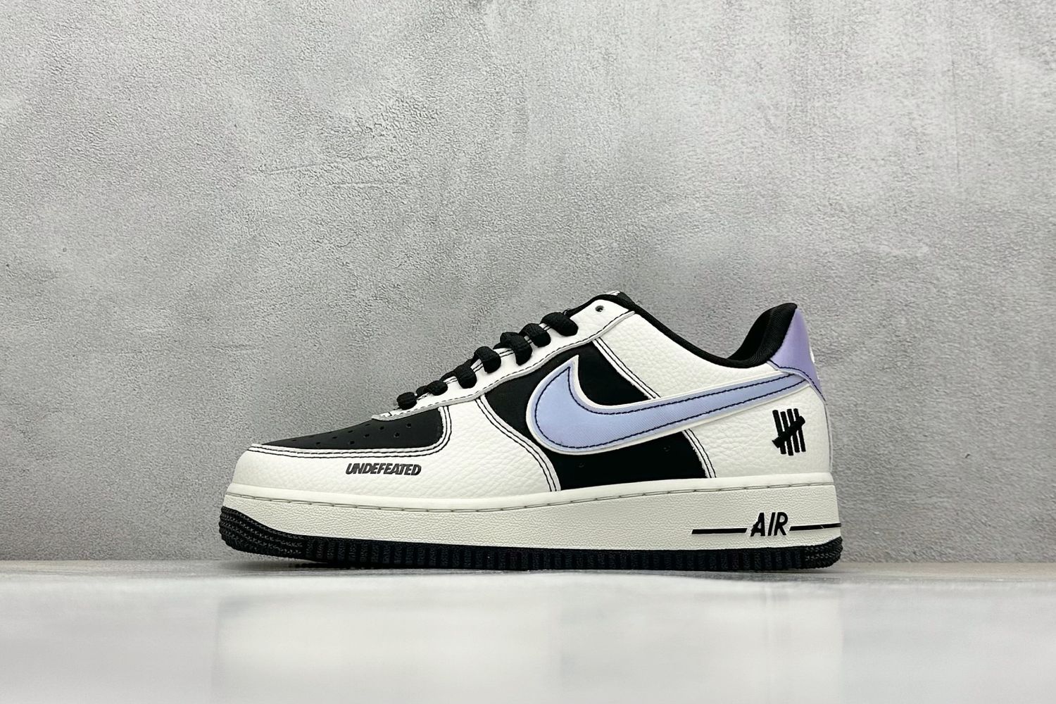 Nike Airforce 1 Low x Undefeated 01