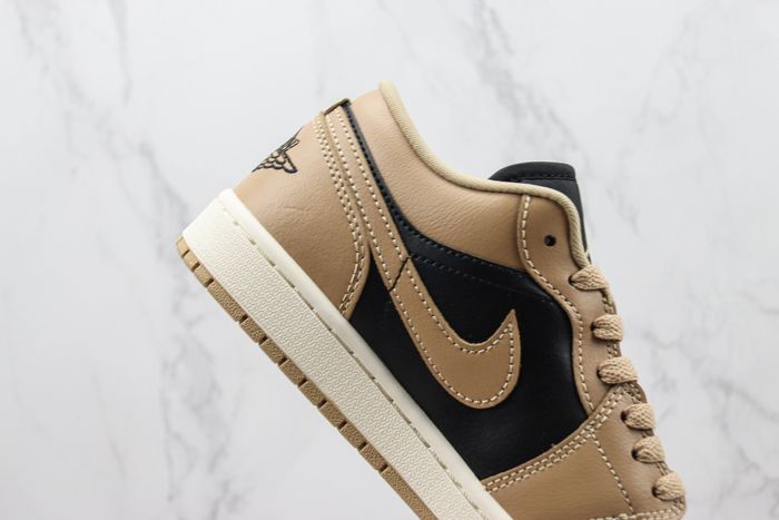 Jordan 1 Low Desert (Women's)