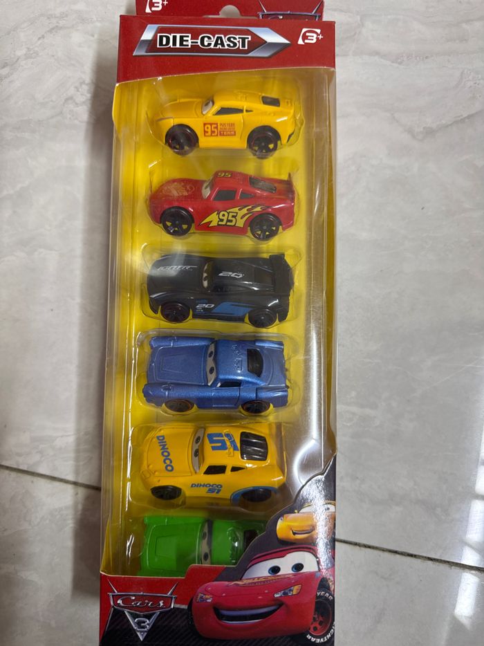 2925 - Die cast машины ком 