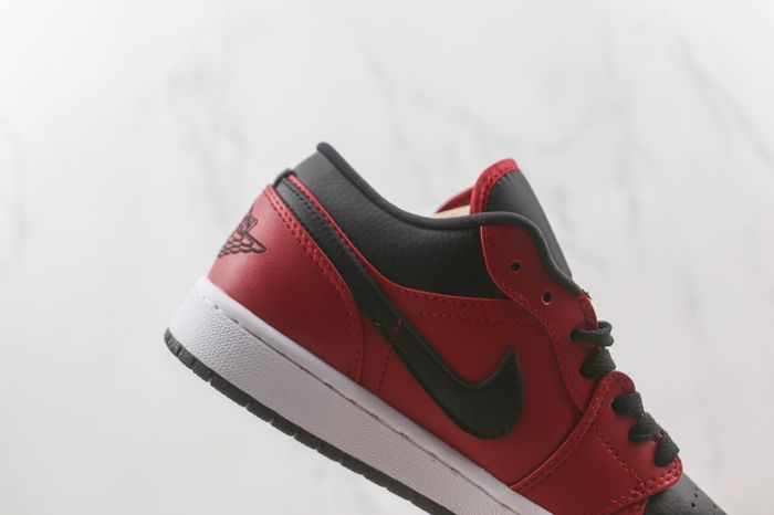 Jordan 1 Low Reverse Bred Pebbled Swoosh