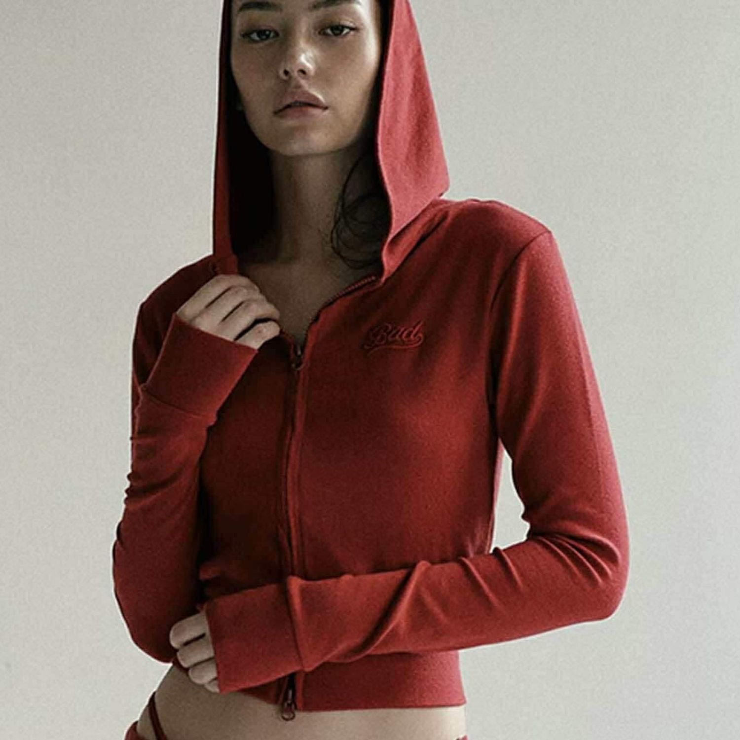 Badblood нимгэн цамц