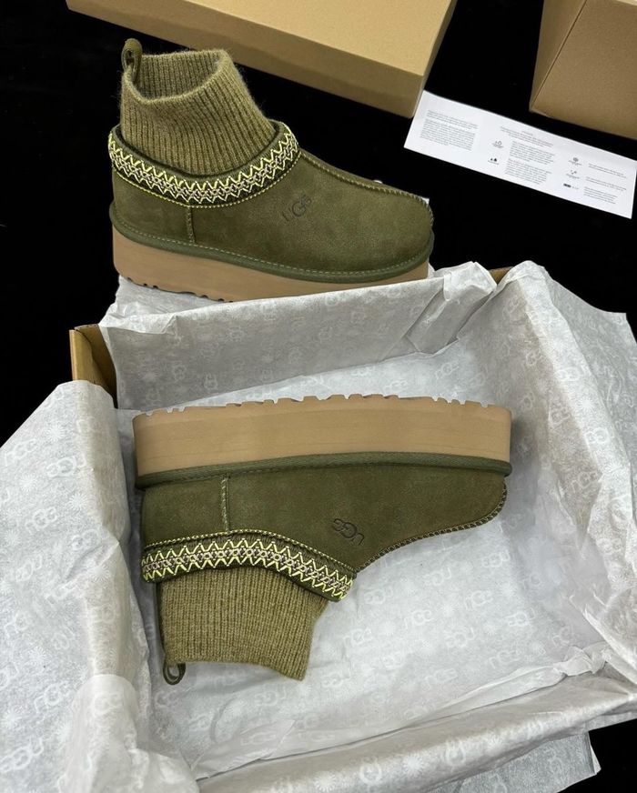 UGG Tarmac Sock's Shoe