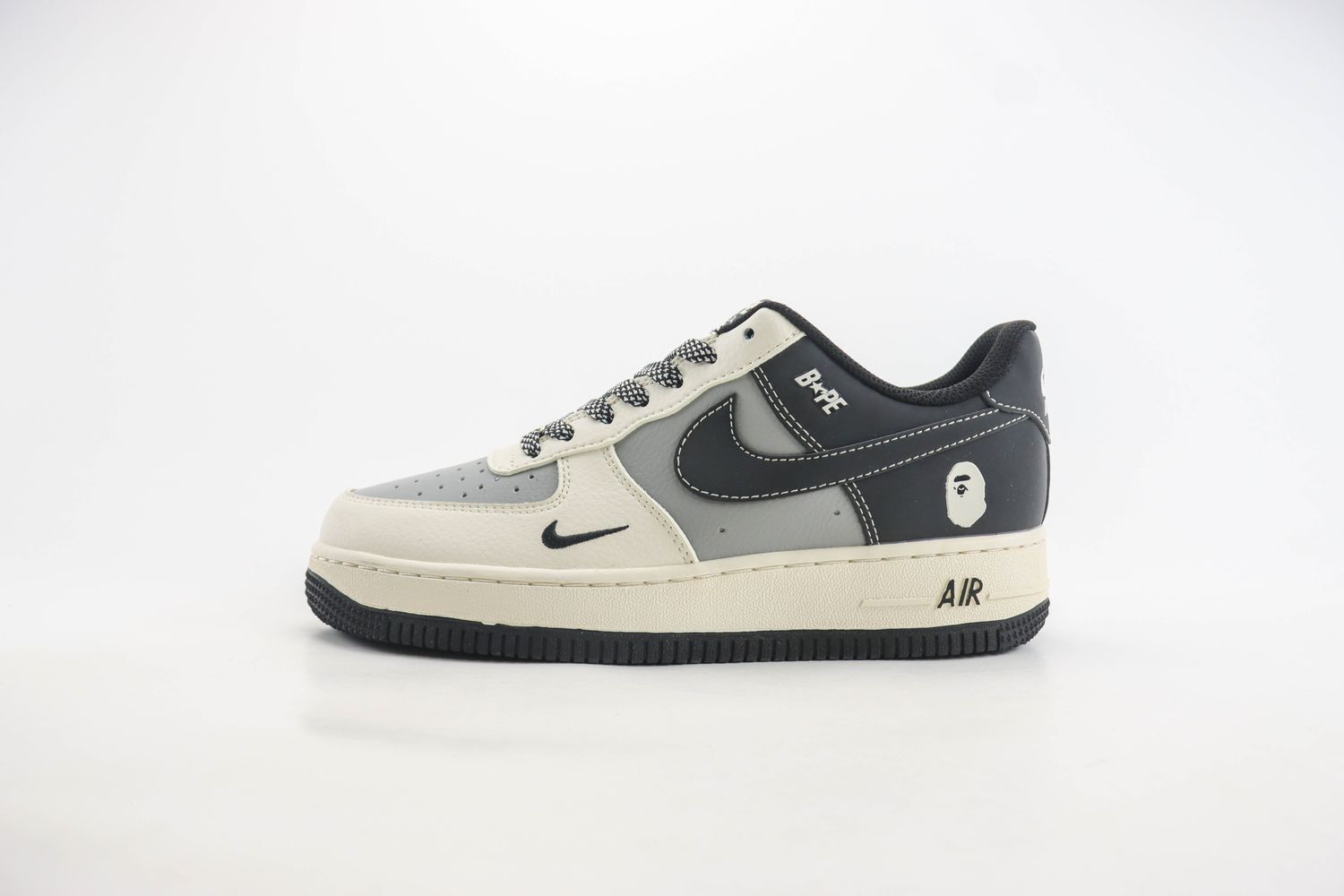 Nike Air Force 1 Low x BAPE 21