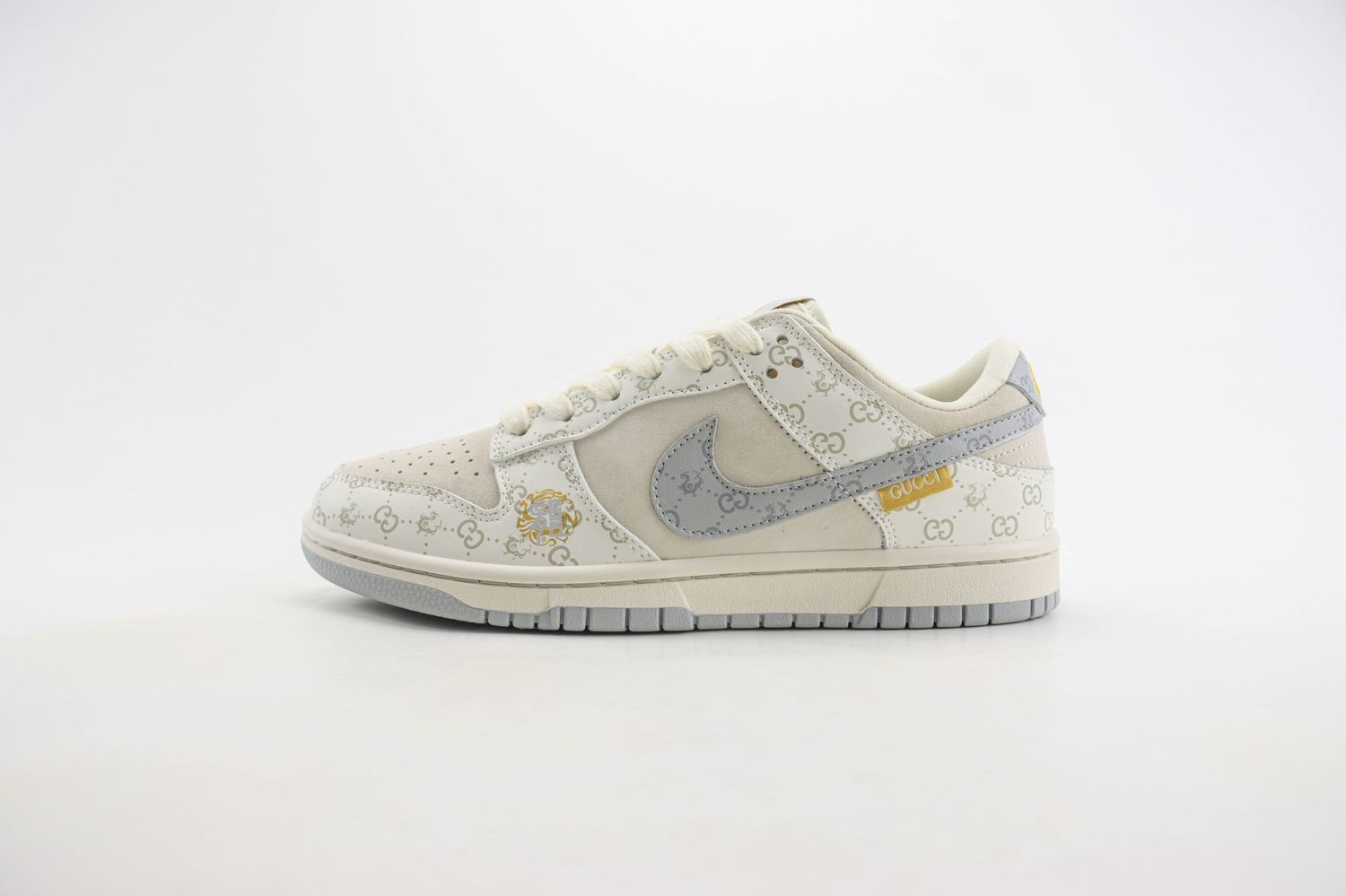 Nike SB Dunk Low x LV 25
