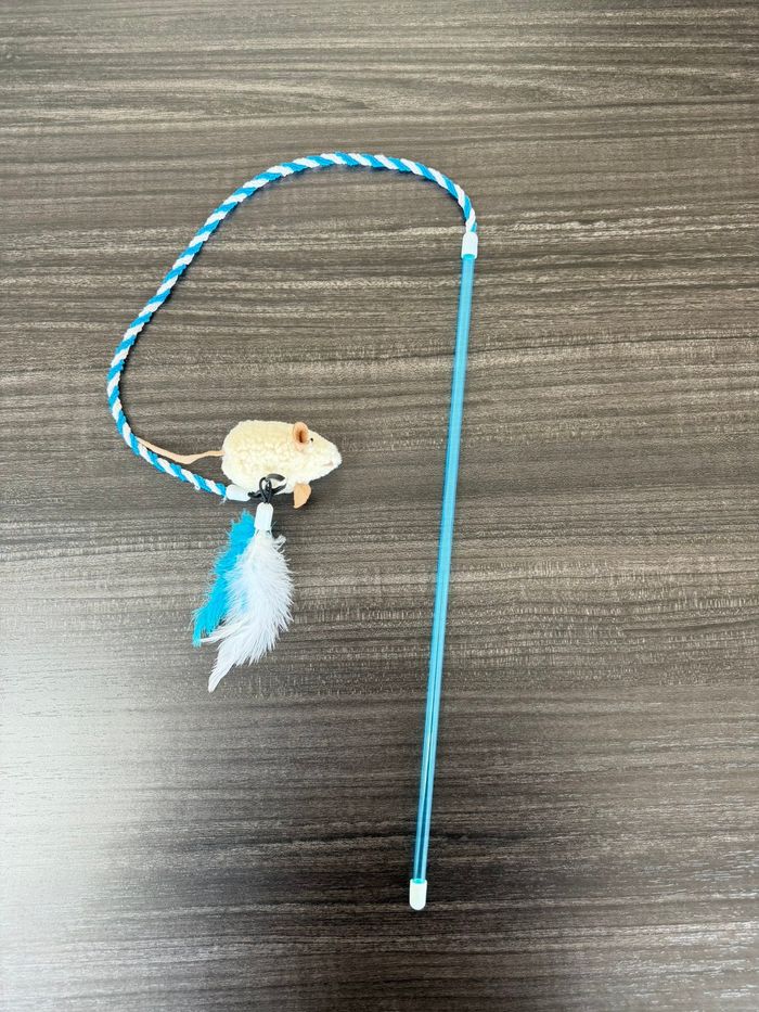 SNAGABLE MOUSE WHITE (STRING) - Дугардаг хулганы чихмэл