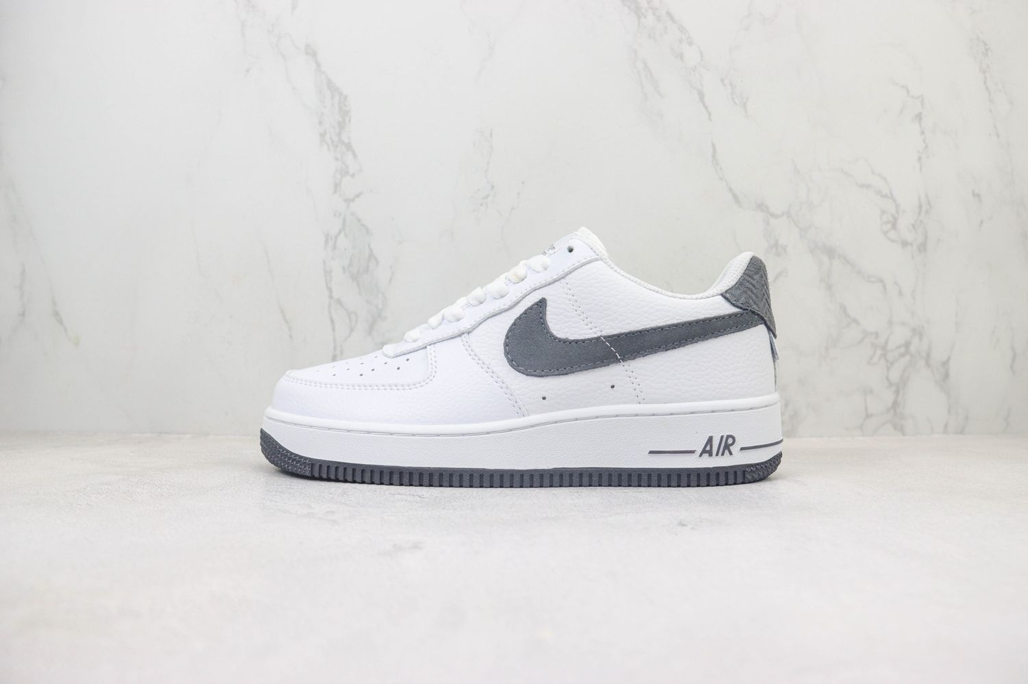 Nike Air Force 1 Low 341