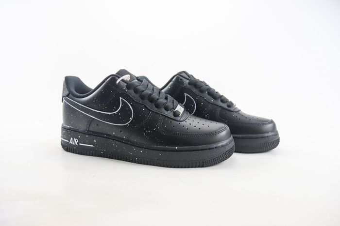 Nike Air Force 1 Low 87