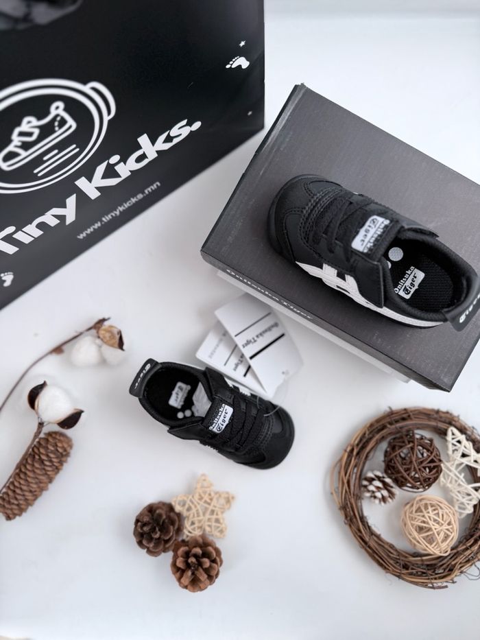 Onitsuka Tiger All Black