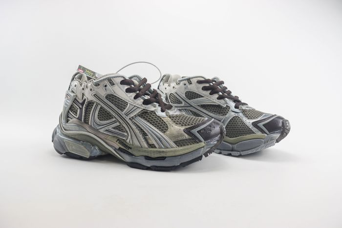 Balenciaga 7.5 Runner