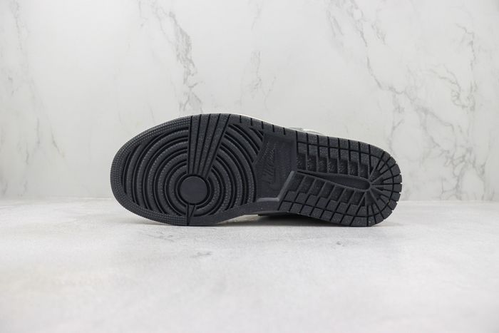 Jordan 1 Retro High OG Washed Black