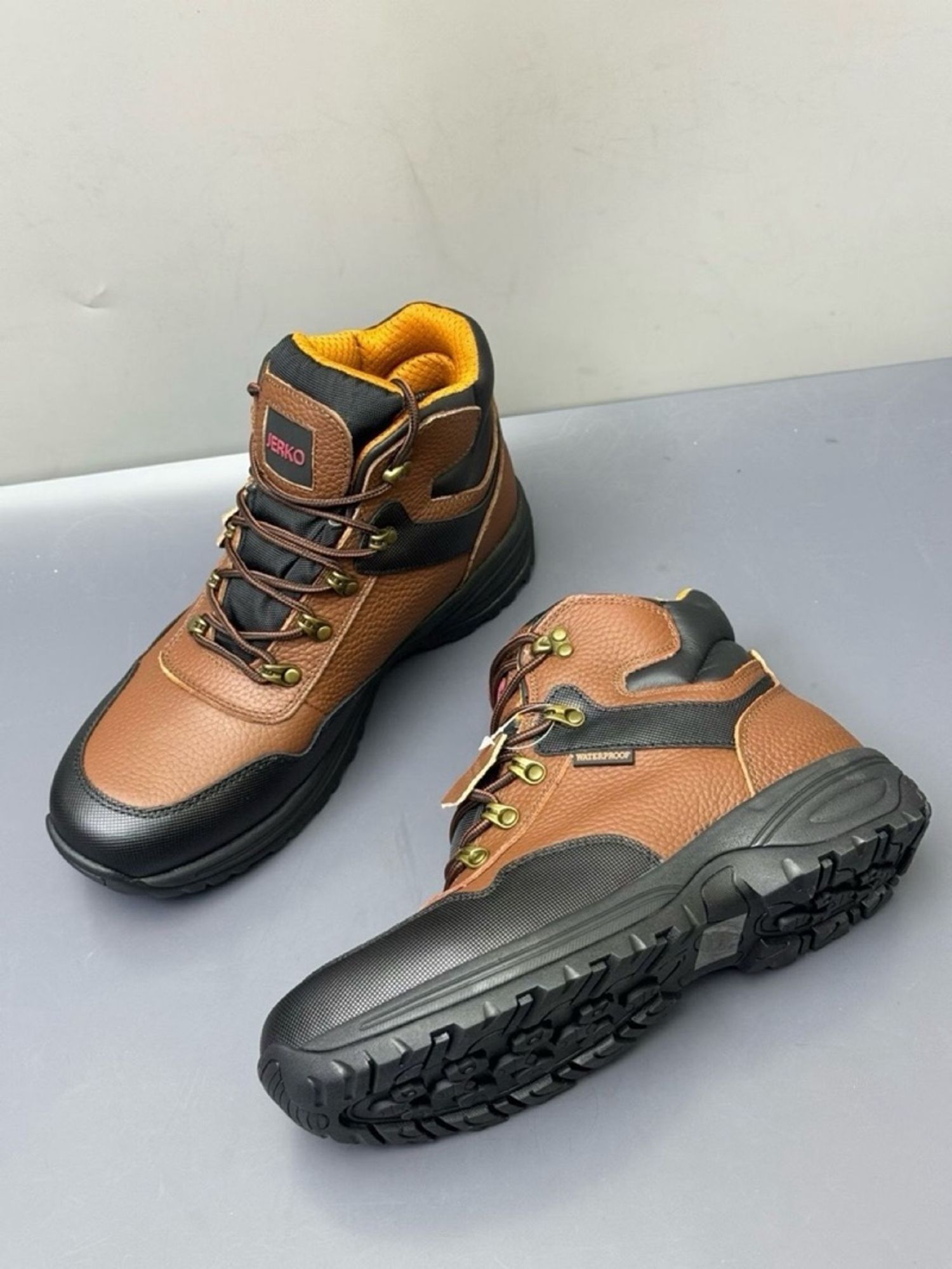 Jerko Outdoor shoe Brown