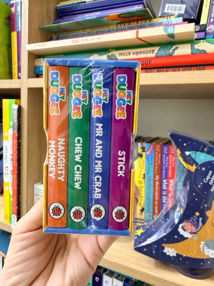 Hey Duggee an friends little lib