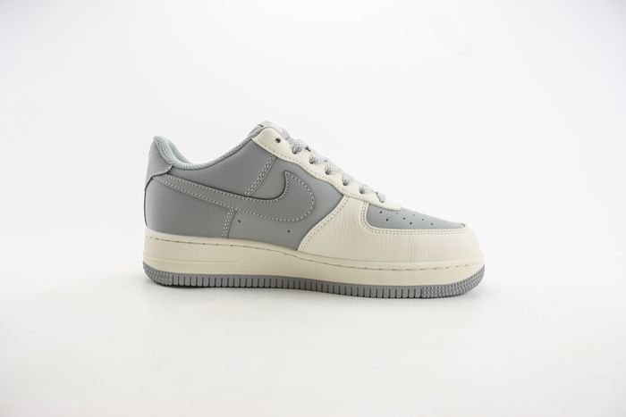 Nike Air Force 1 Low x bape 24