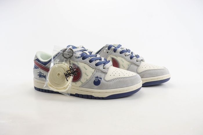  Nike SB Dunk Low Stussy 18