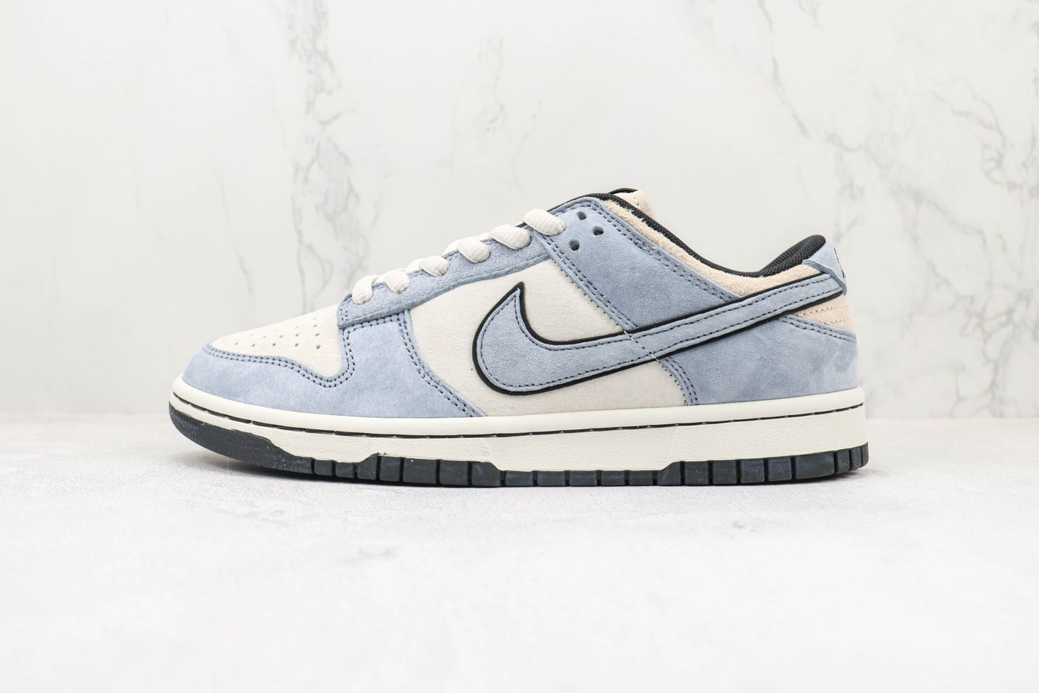  Nike SB Dunk Low 149