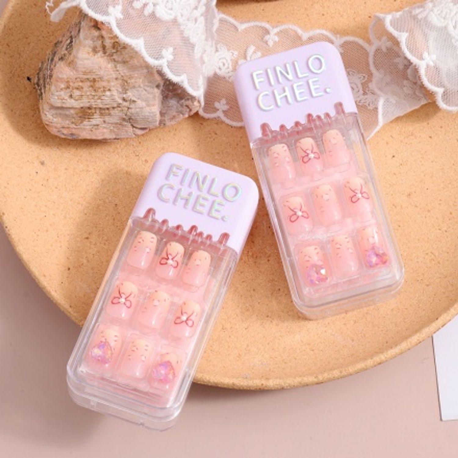 Наадаг хумс