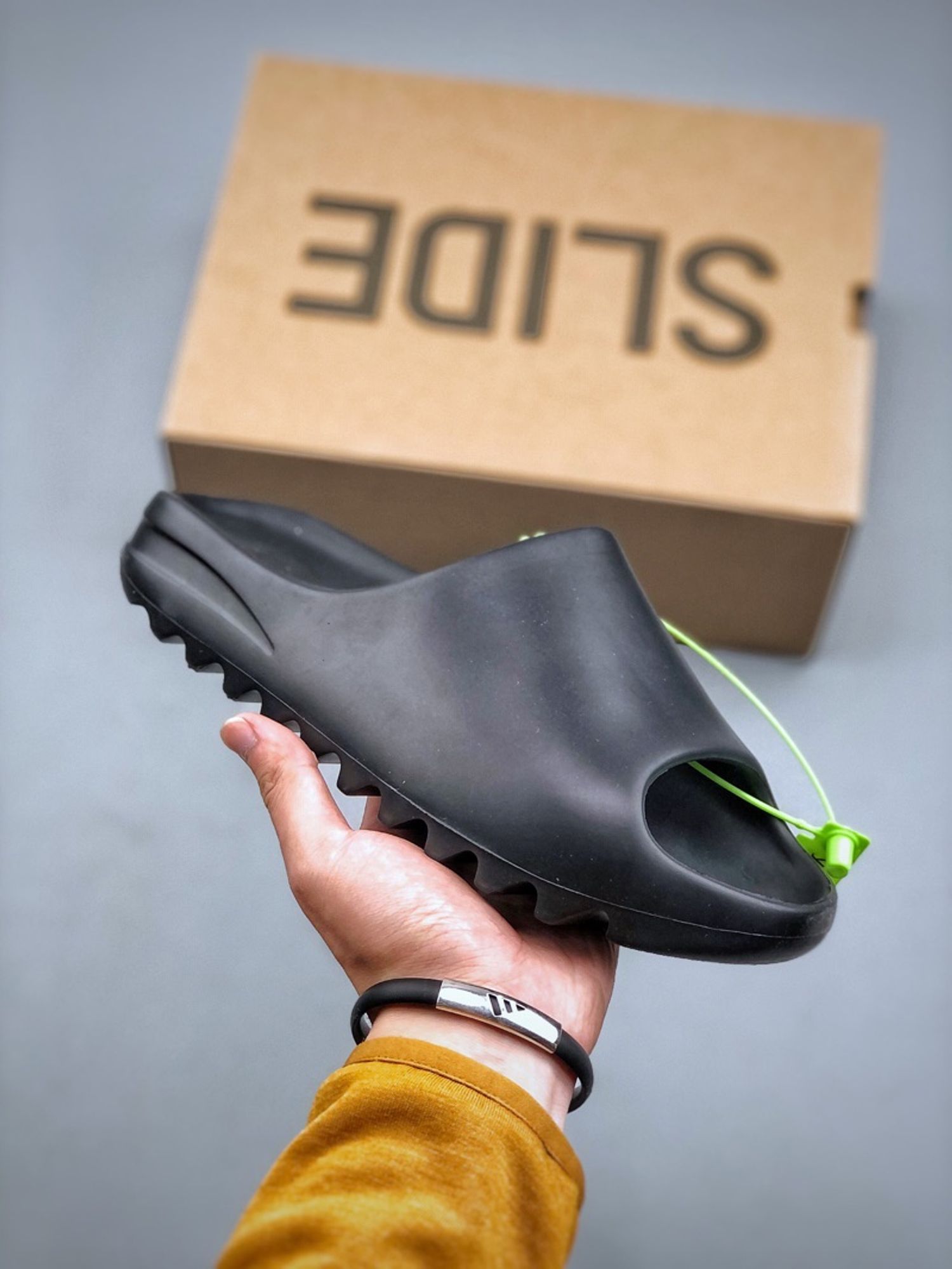 Kanye West x Adidas Yeezy Slide "Black"