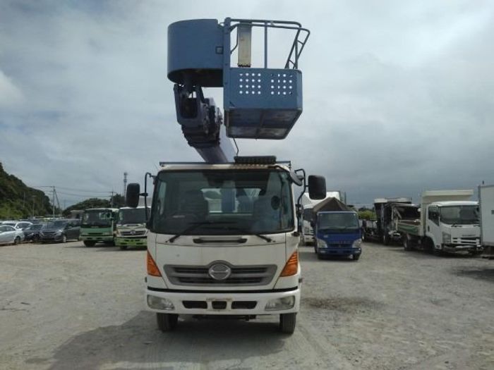 Hino Сагстай өргүүр