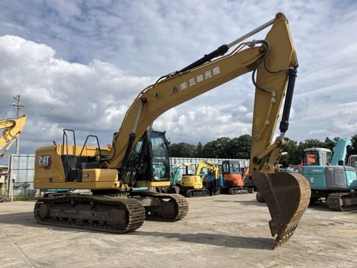 CAT 320 excavator