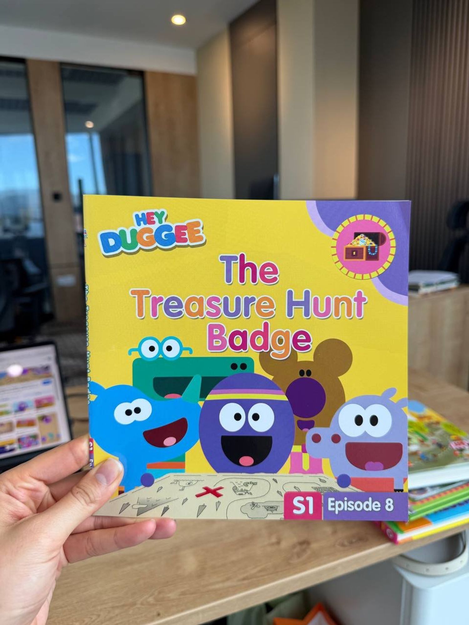  Hey Duggee: The Treasure Hunt Badge