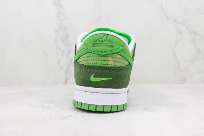 Nike Dunk Low Dragon Ball/Green