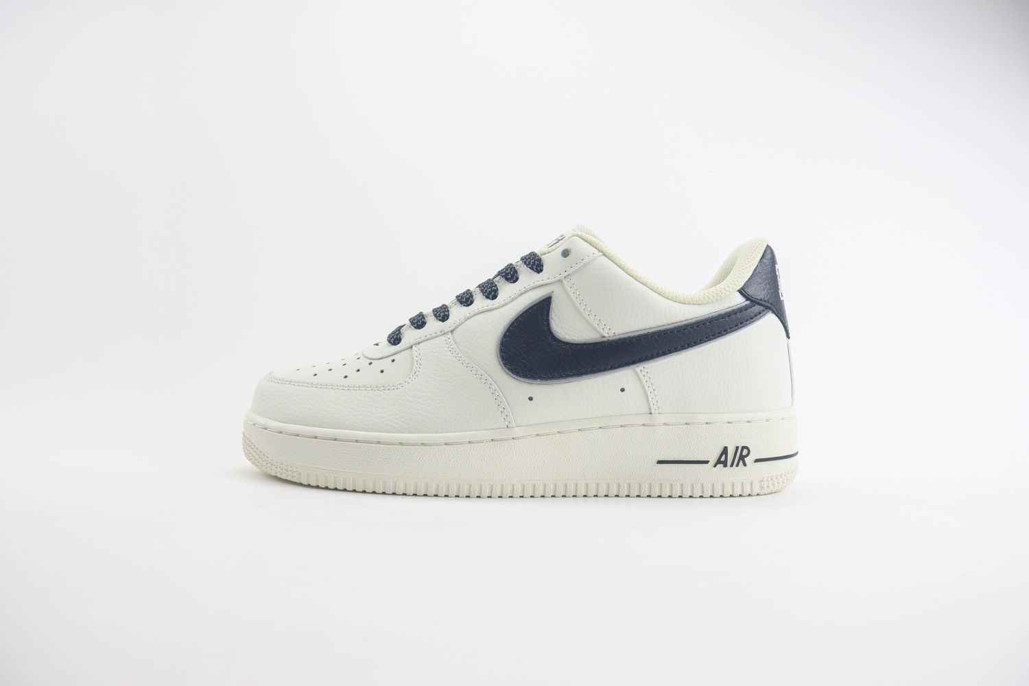 Nike Air Force 1 Low x NYC 