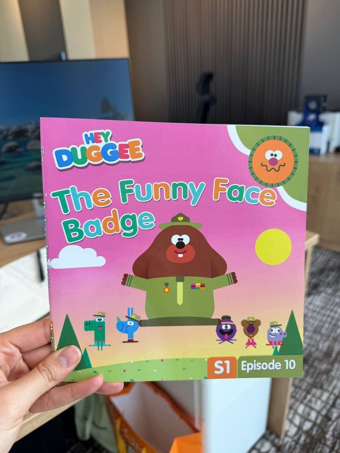  Hey Duggee: The Funny Face Badge