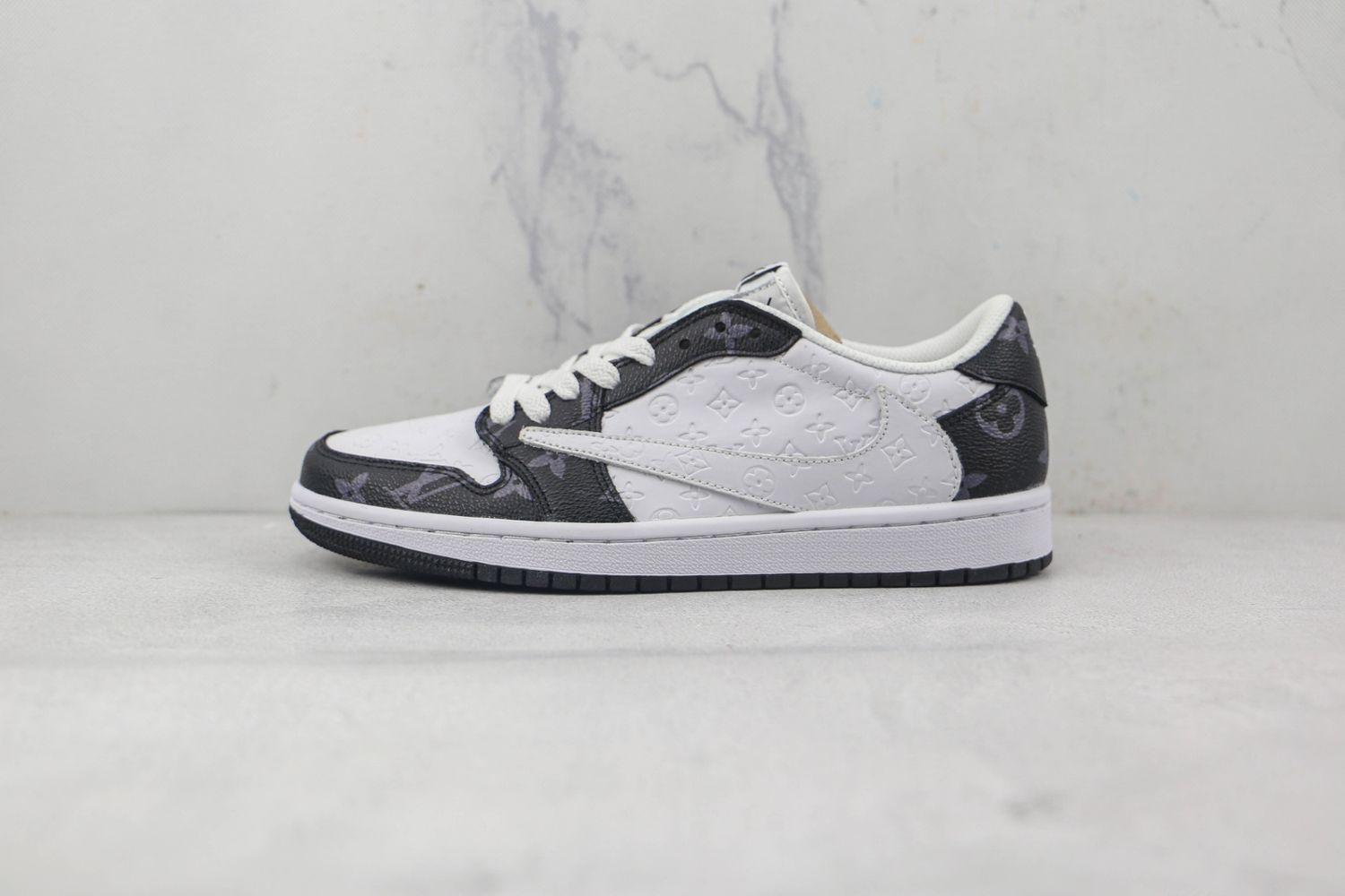 Air Jordan 1 Low Louis Vuitton Travis Scott 05