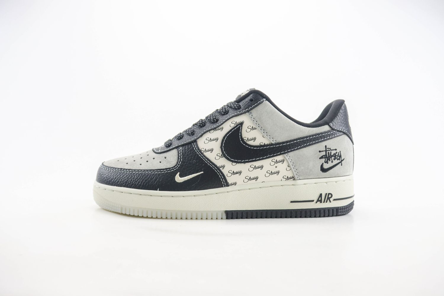 Nike Air Force 1 Low x Stussy 53