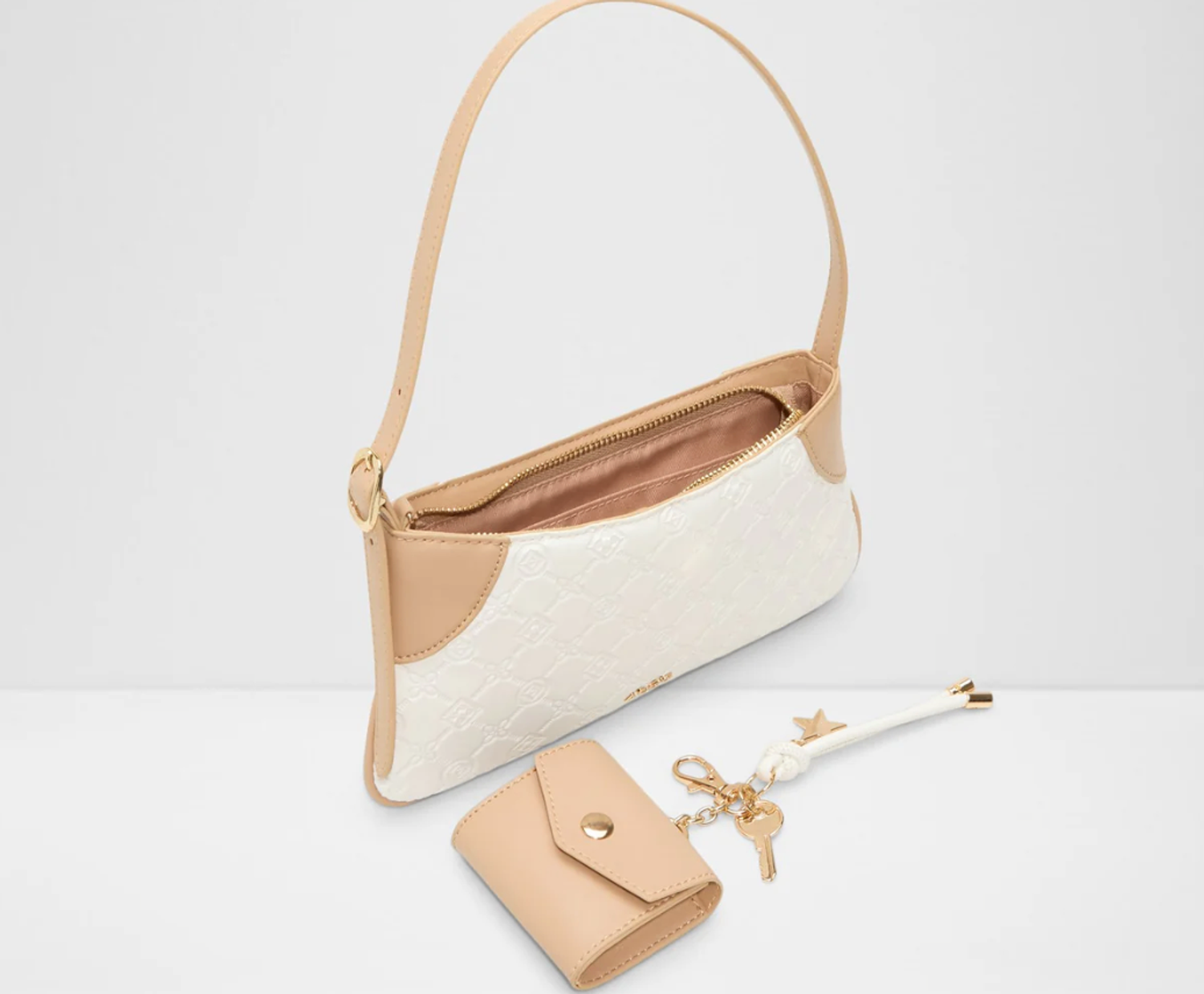 https://cdn.zochil.shop/c3b12e9c-f180-4daa-9a38-7e909fa65e2a_t1500.png