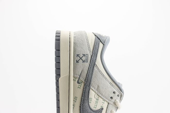 Nike SB Dunk Low 217