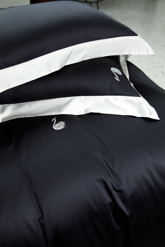 https://cdn.zochil.shop/c405c9c6-1c2e-48d3-9e40-8066a3540d94_t700.jpg