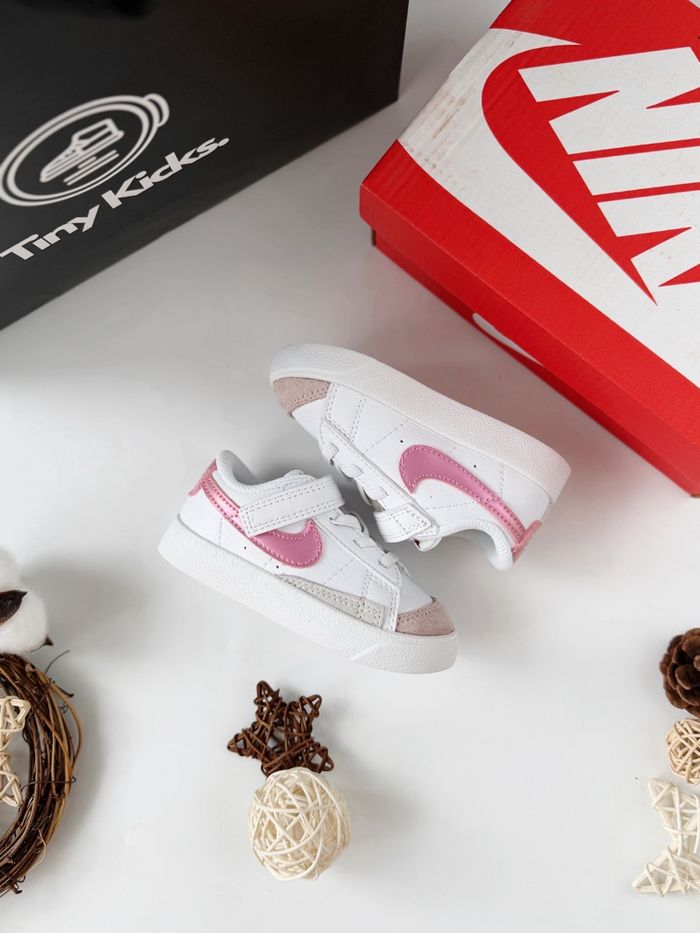 Nike Blazer Pink White