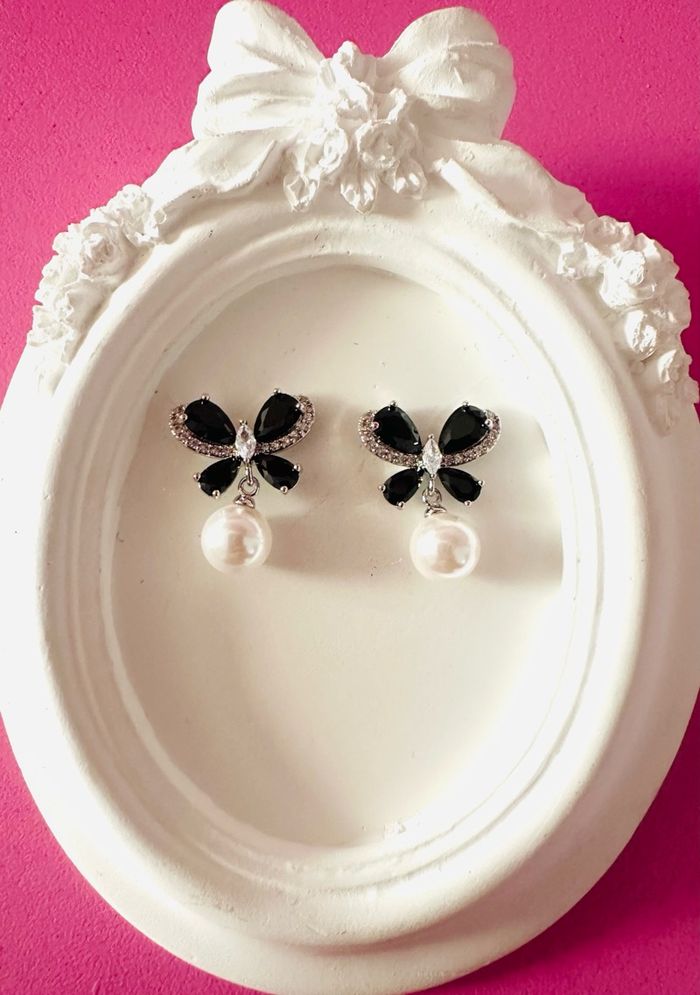 Сувдтай ээмэн