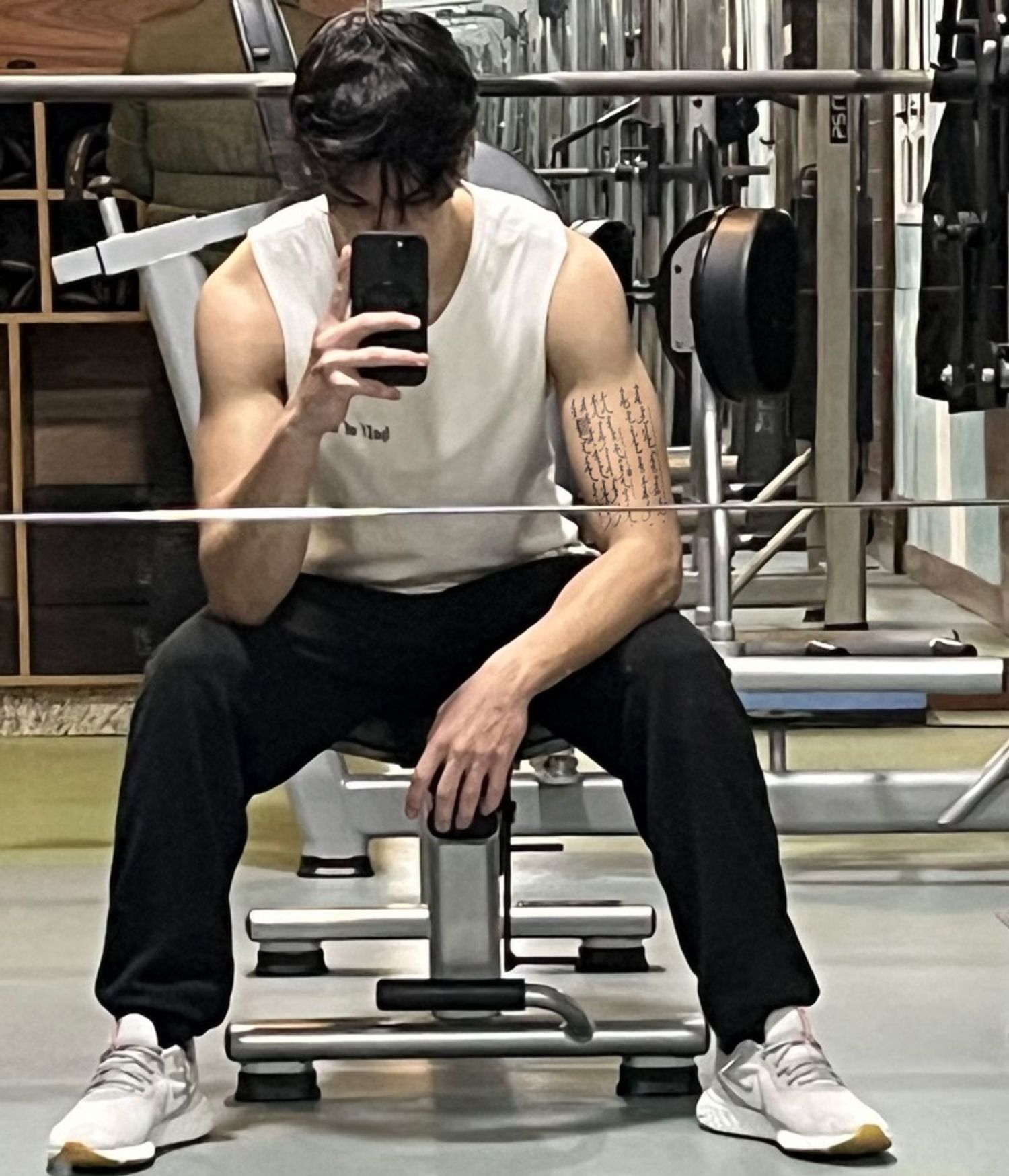 Монгол бичиг Усан шивээс