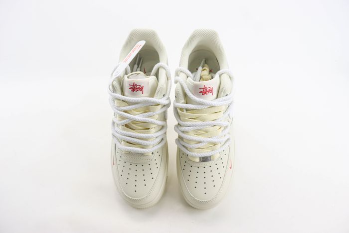 Nike Air Force 1 Low x Stussy 110