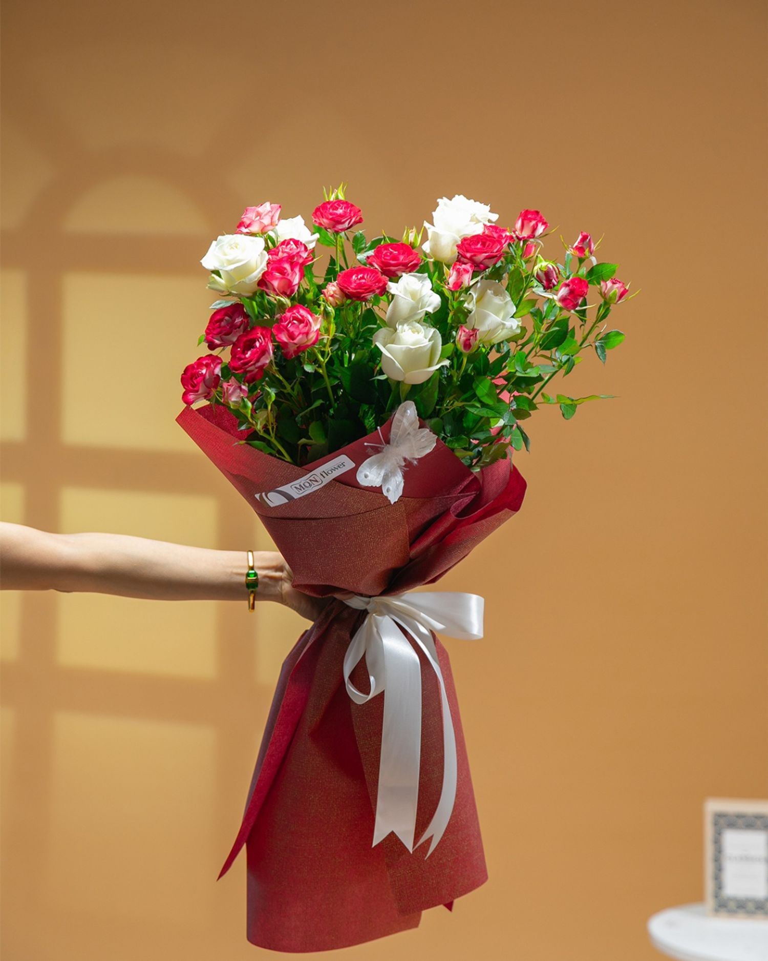 https://cdn.zochil.shop/c498acfc-b4d6-44b7-bfa6-641a5e945365_t1500.jpg