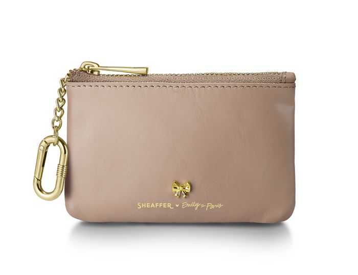 KEY FOB SHEAFFER EIP LEATHER WITH ZIPPER AND BOW EMBLEM IN CHAMPAGNE GOLD FINISH TAUPE