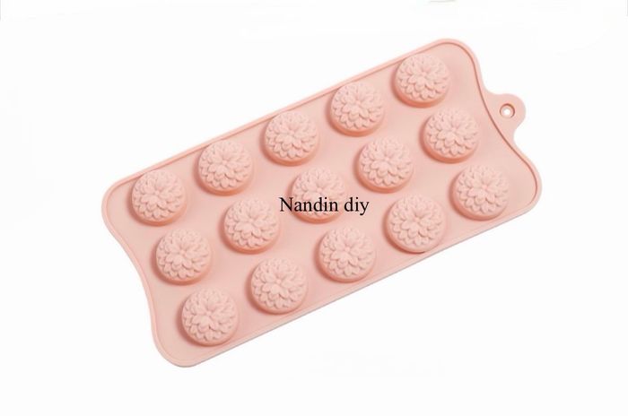 Жижиг цэцгийн хэлбэртэй хэв